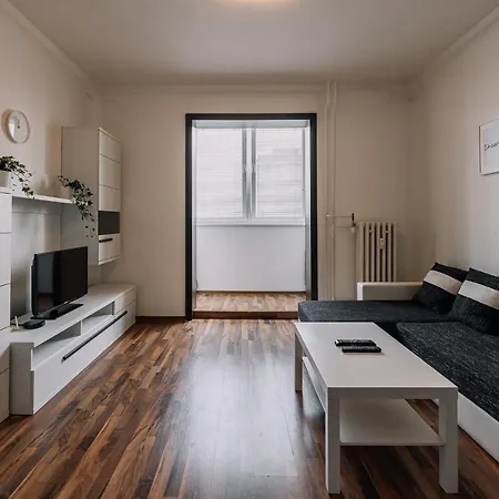 Cozy In Ruzinov Apartman *